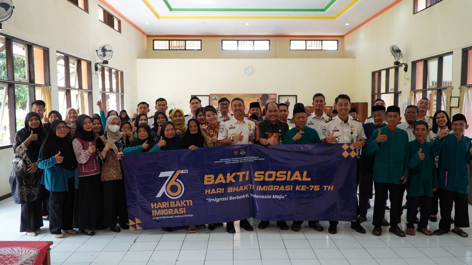 Imigrasi Cilacap Gelar Bakti Sosial dalam Rangka Memperingati Hari Bakti Imigrasi ke-76 Tahun